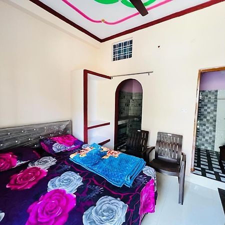 Gayatri Homestay Rudraprayāg Exterior photo