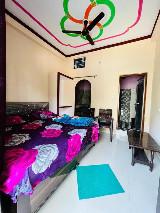 Gayatri Homestay Rudraprayāg Exterior photo